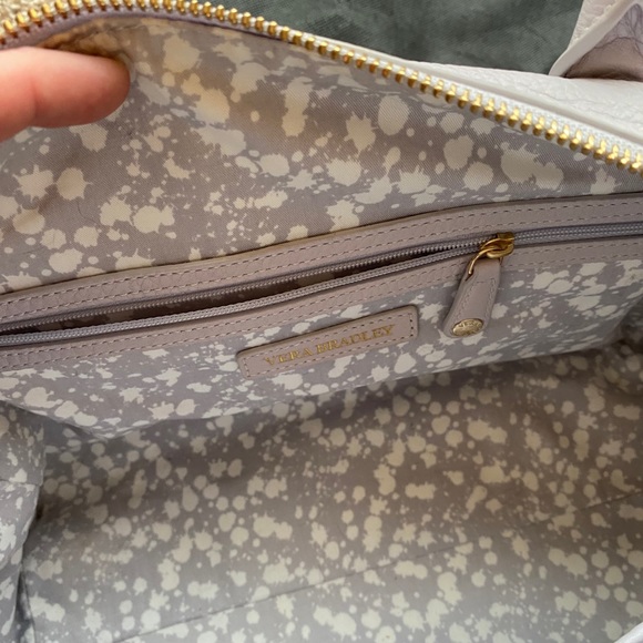 VERA BRADLEY!! - Picture 5 of 7